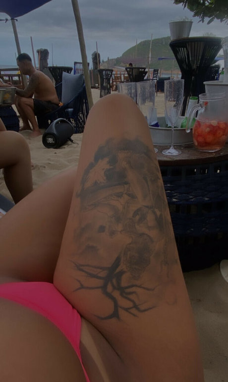 Joyce Fraga star perfect photos