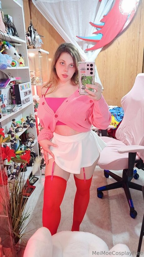meimoecosplayfree naked star gallery