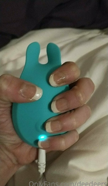 deedeers star top photo