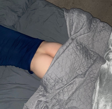 busty mom onlyfans nice image