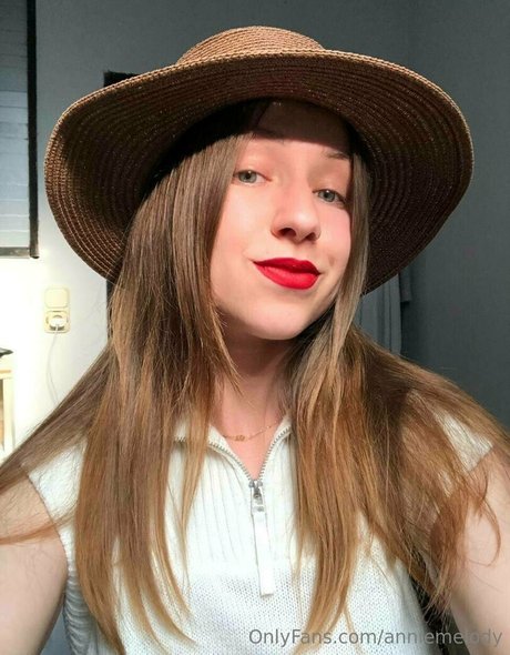 anniemelody pretty actress galleries