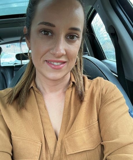 Scarlet Storm sexy actress photos