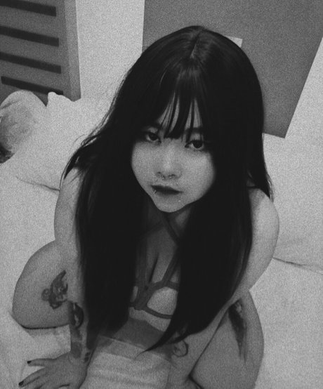 Luna Drei top model image