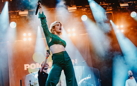 chubby babe onlyfans adult img