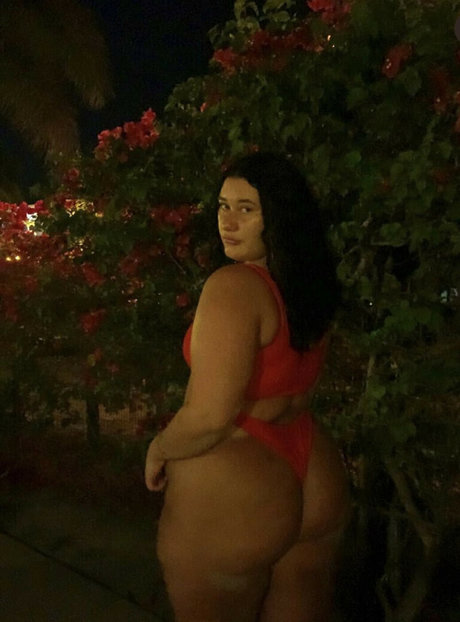 Keeping up with kenlea nude actress photos