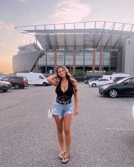 Ava Schillaci model top galleries