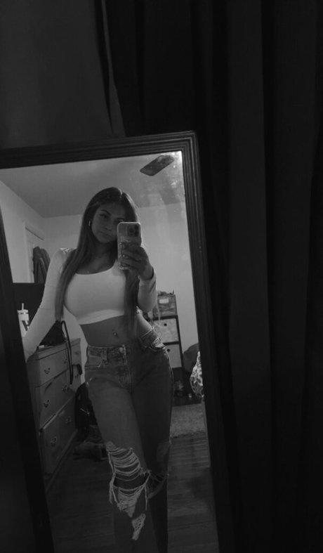 Ava Schillaci model nudes galleries