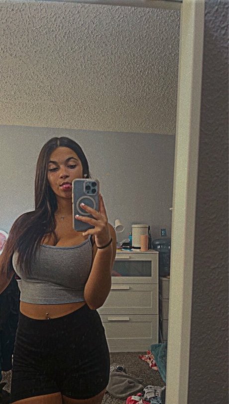 Ava Schillaci top star pictures