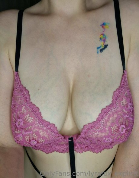 shemale fucks girl onlyfans xxx pic