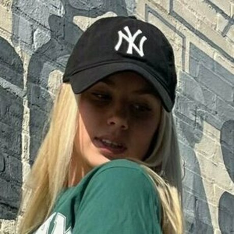 brynnxbanks hd pornstar photos