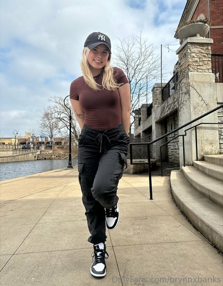 brynnxbanks xxx model pictures