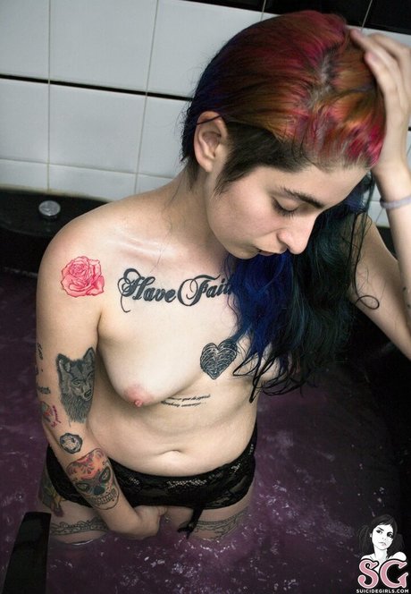 Karenzio pornstar hot archive