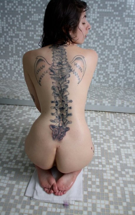 Karenzio naked pornstar images