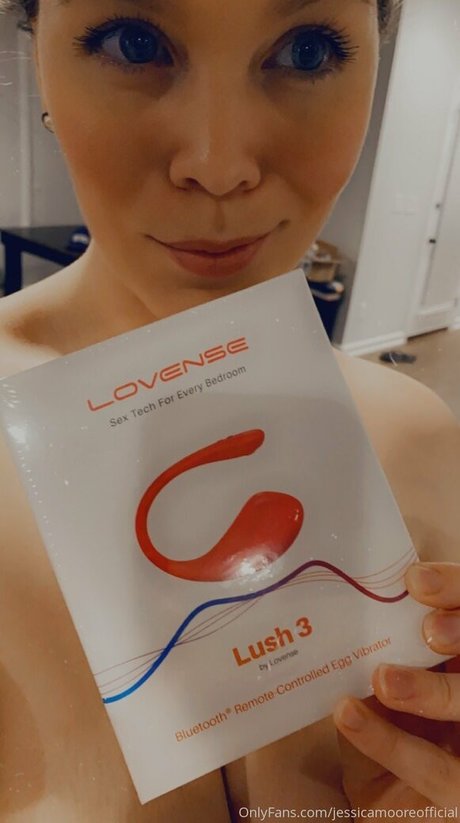 jessicamooreofficial free pornstar pictures