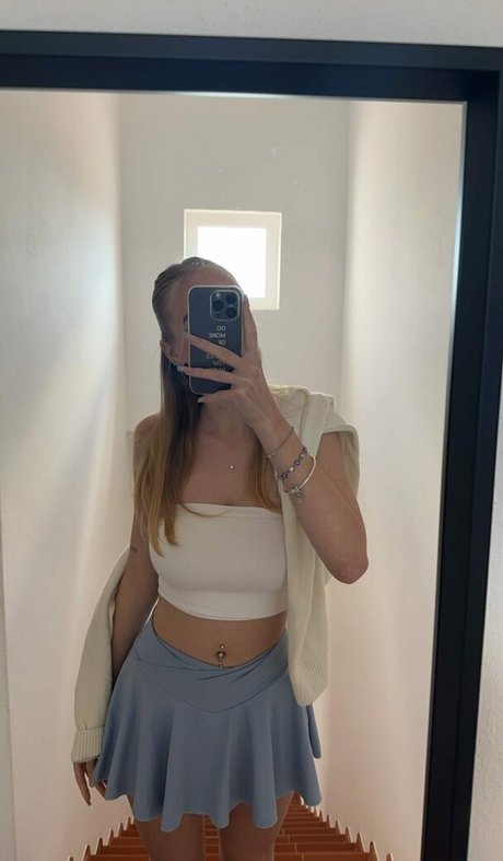 lenaahdl model adult archive