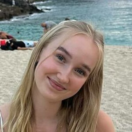 lenaahdl pornstar nice pic