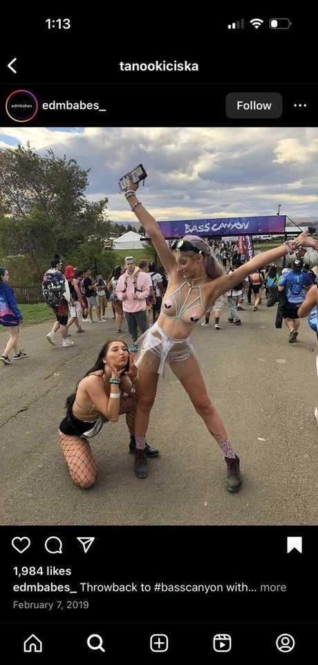 tanookiciska pornstar pretty picture