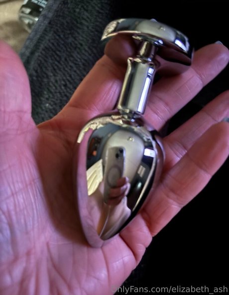 Elizabeth ash star pics