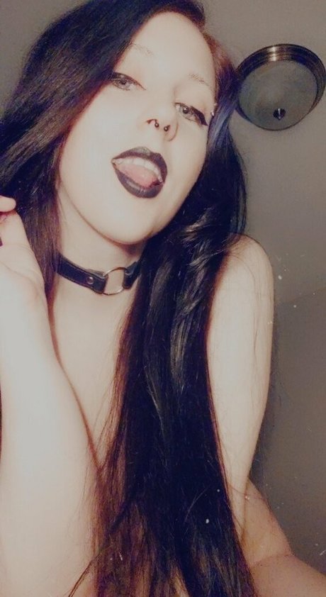 Tatlessgoth naked pornstar archive