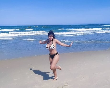 Akiramoon high quality actress images