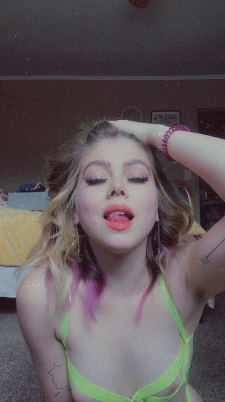 beetlebails model sex pictures