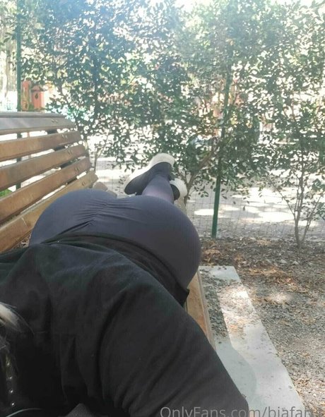 bia farts free actress pictures