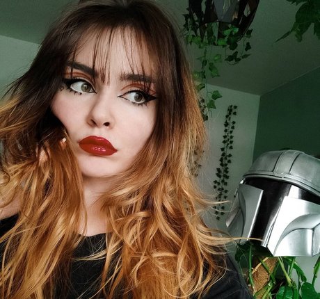 madsfive pornstar hot images