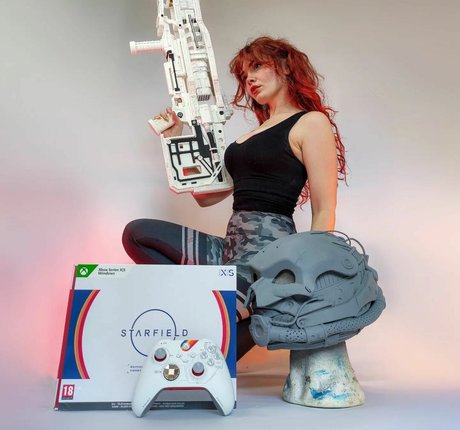 madsfive free model photo