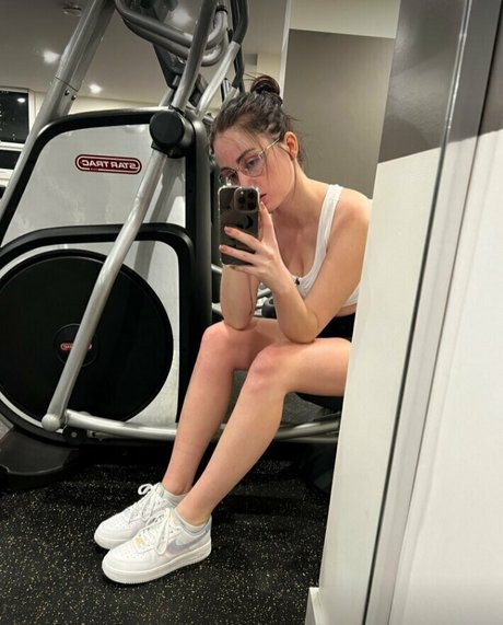 emma lemma perfect model galleries