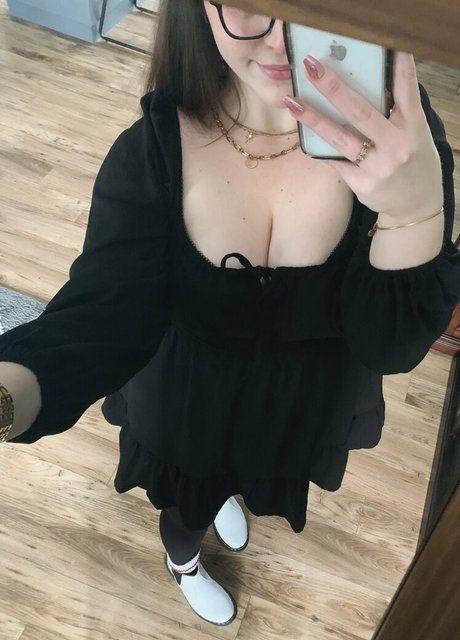 cowsismite naked actress galleries