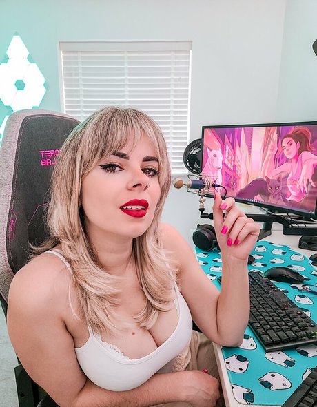 Pimentarosa model nude pic