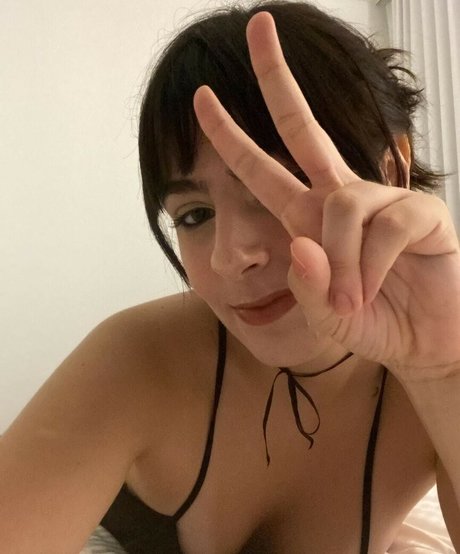 Mariana Karpukovas model xxx pic