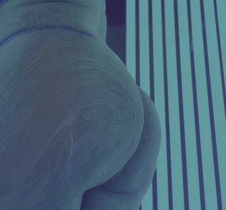 Malaranjinha hot model pictures