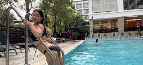 Bongbong IRL nude pornstar image