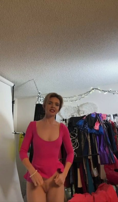 Kristy Jessica pretty star photos