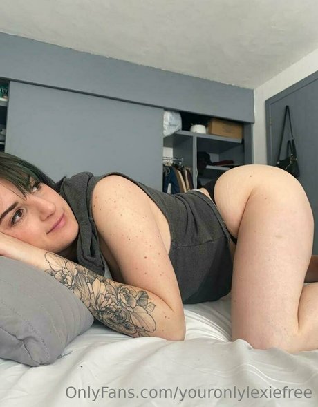 youronlylexie pornstar free img