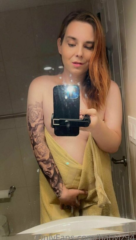 babyiz94 sex star img