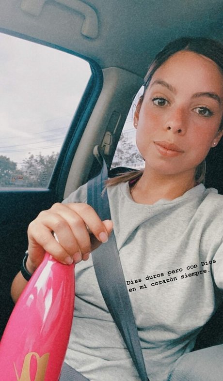 Solibeth Brito hd star gallery