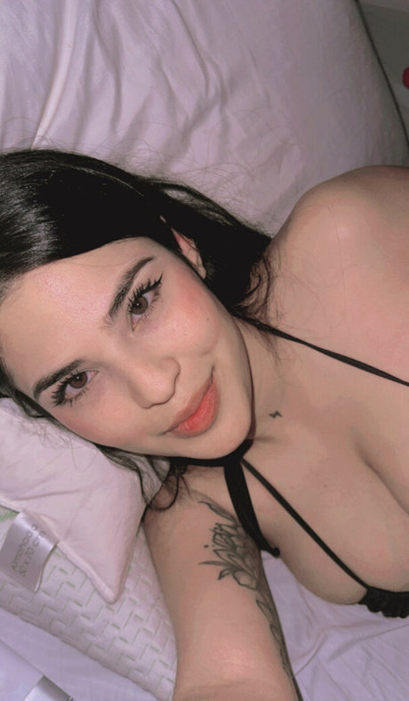 gabrielaguillen nudes model picture