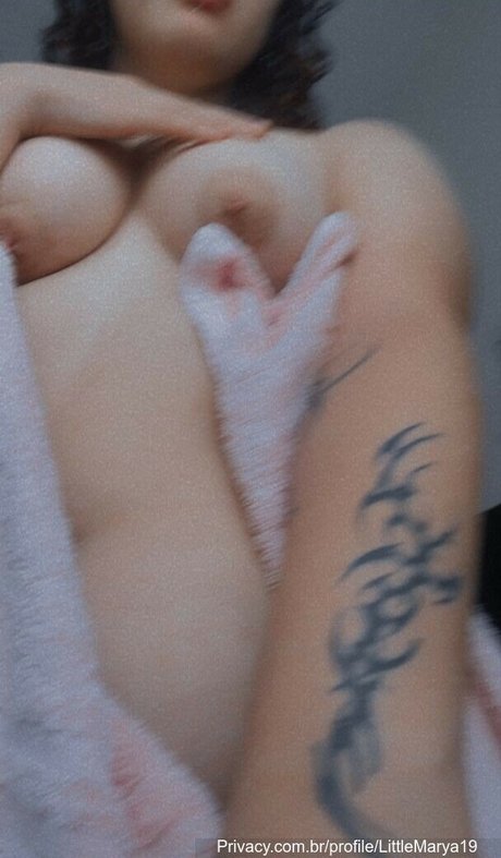 horny girls onlyfans free images