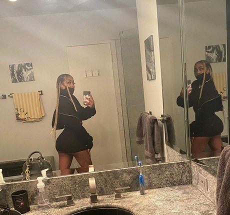 Xanprincess pornographic model pic