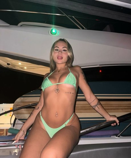 Lara Juc_ xxx pornstar galleries