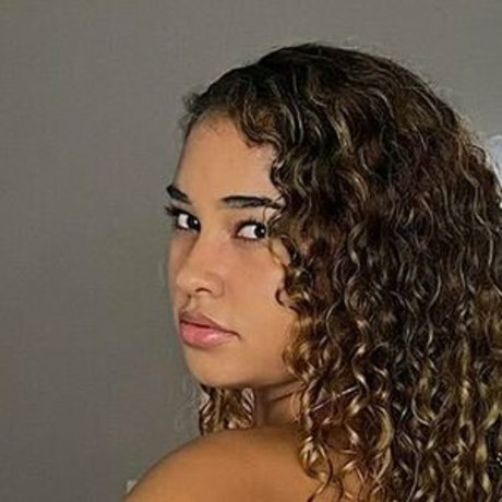 yourfavrae perfect pornstar picture