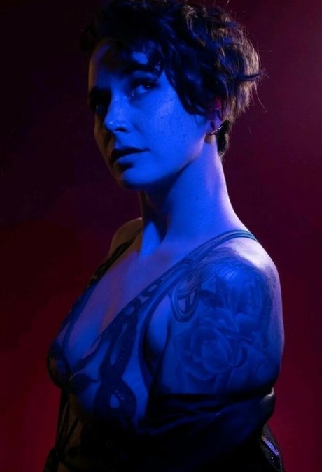 Salunes secret sex actress pics