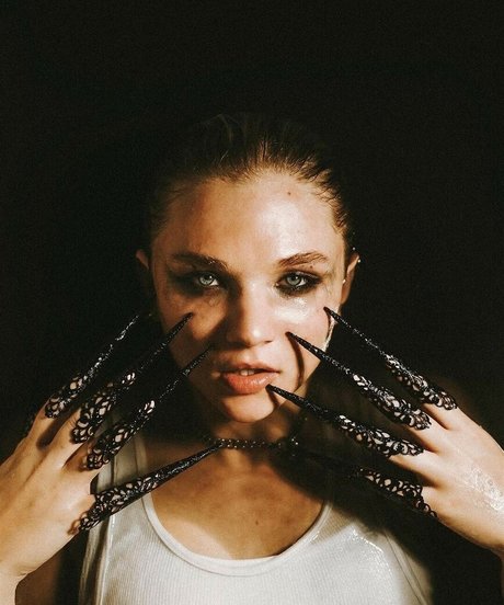 makeup artist onlyfans beautiful porn archive