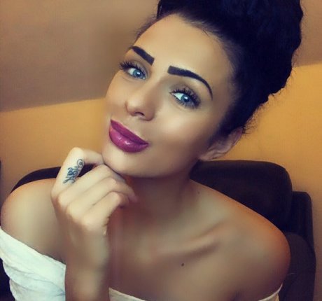 asian maid onlyfans nude photo