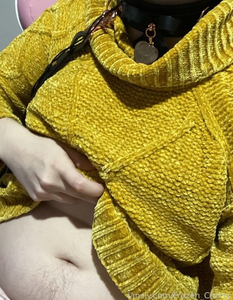 Frozen Cherry pornstar erotic archive