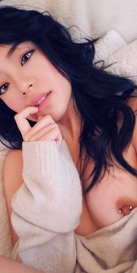 Lunaqueen free model img