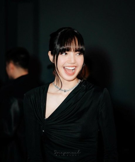 Lisa Blackpink star sex photos