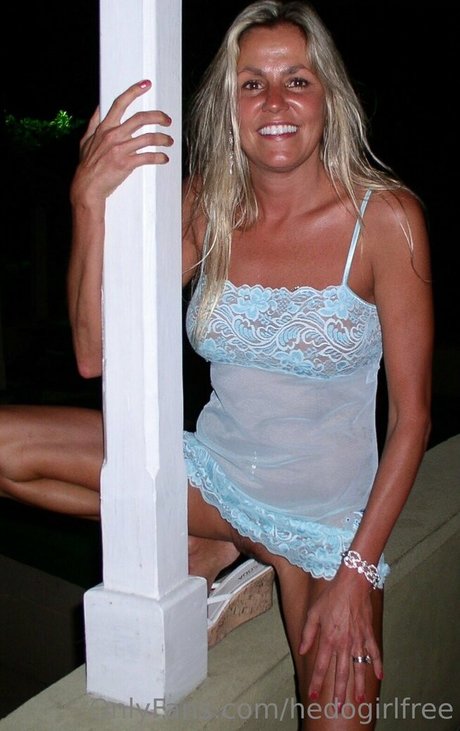 tanned onlyfans free naked image